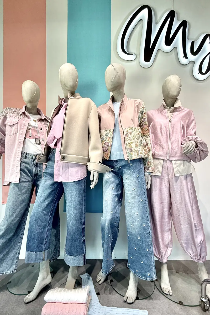 clothing-product-group.jeans